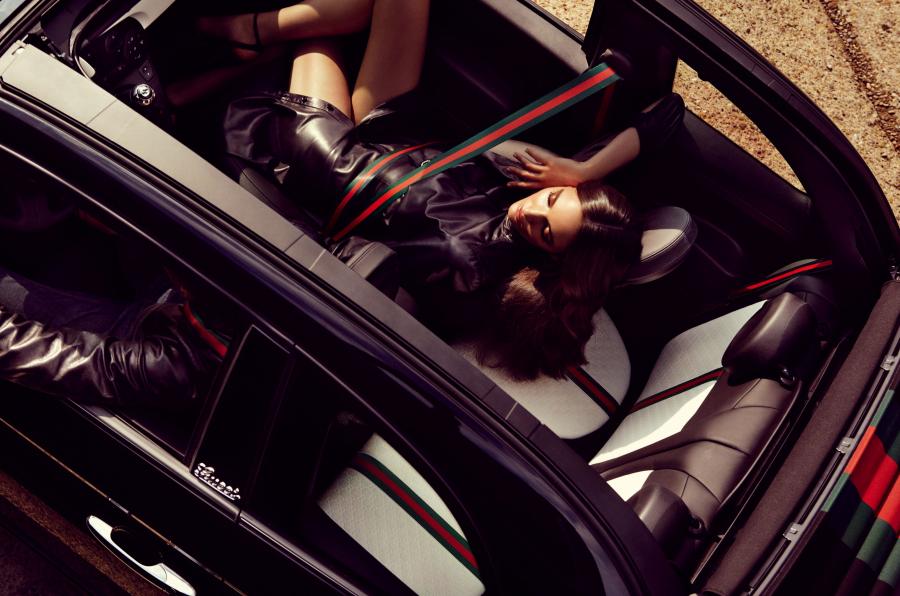  Fiat 500C by Gucci 2011 года  (фото 2 из 13)